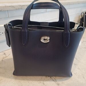 Elegant Coach Navy Leather Satchel Handbag